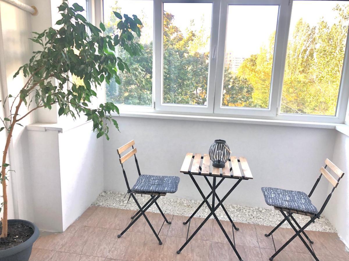 Vintage Bucharest Apartment Luaran gambar