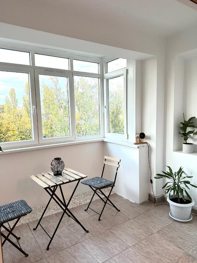 Vintage Bucharest Apartment Luaran gambar